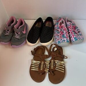 4 piece bundle size 1 tennis shoes sneakers sandals black gray pink brown